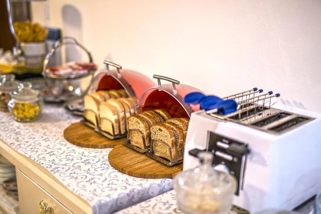 Art&Coffee Bed & Breakfast Verona 3*,