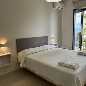 Gasthuis Mira Taormina