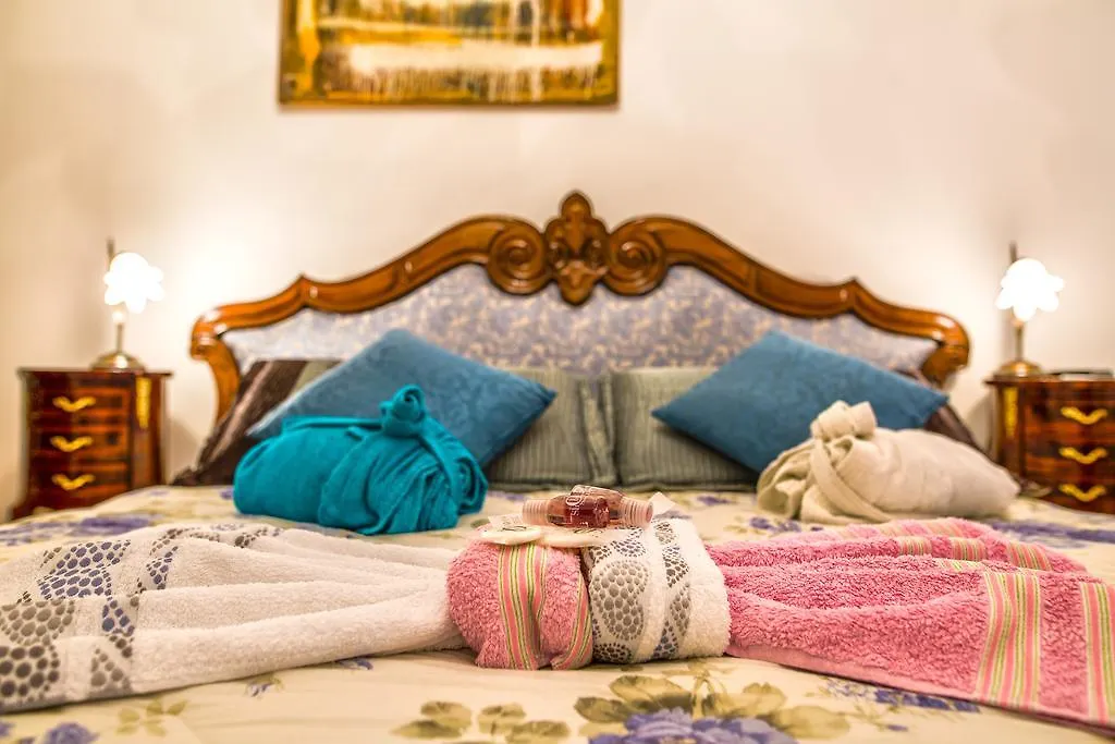 *** Guest house Art&Coffee Bed & Breakfast Verona Italy