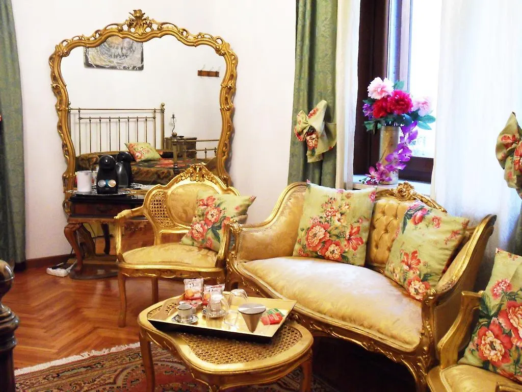 *** Guest house Art&Coffee Bed & Breakfast Verona Italy